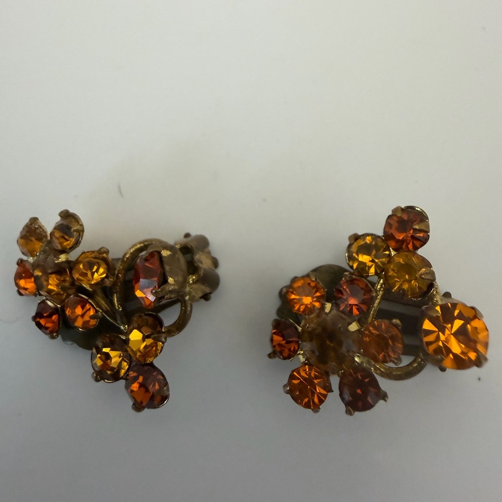 Warm Topaz/Orange Rhinestone Clip-On Earrings Vintage Petite Made in Austria - Picture 2 of 7